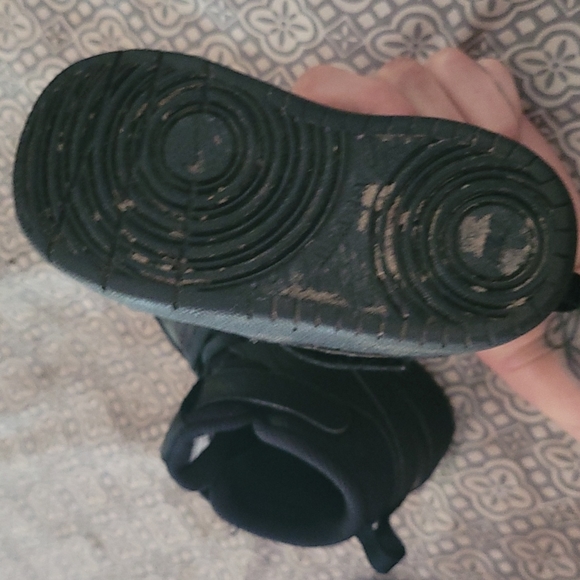 Nike little boys size 6 - Picture 4 of 4